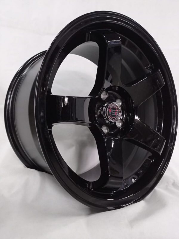 Комплект дисков Sakura L437 9x17/5x100 D73.1 ET30 черный