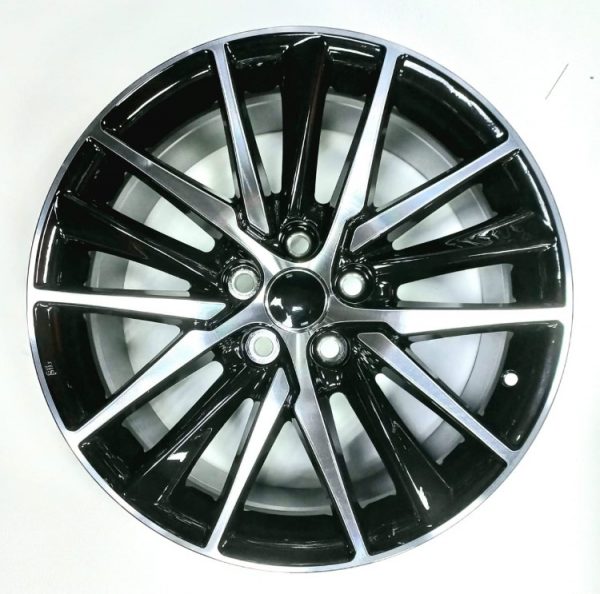 Комплект дисков Replica 1176D 8x18/5x114.3 D60.1 ET44 черный-серебристый