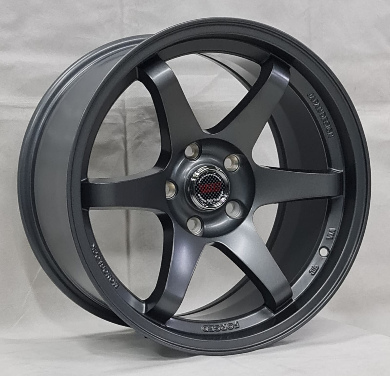 Hyper Black rays te37