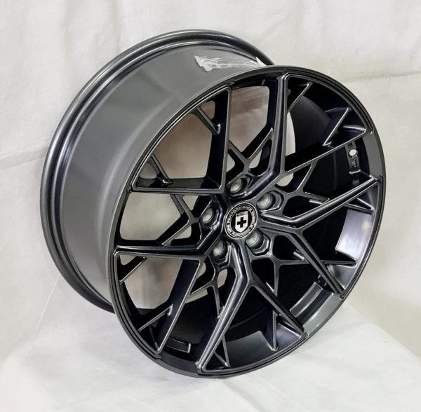Комплект дисков HRE 22576-18 8x18/5x108 ET38 DIA73.1 Matt Grey