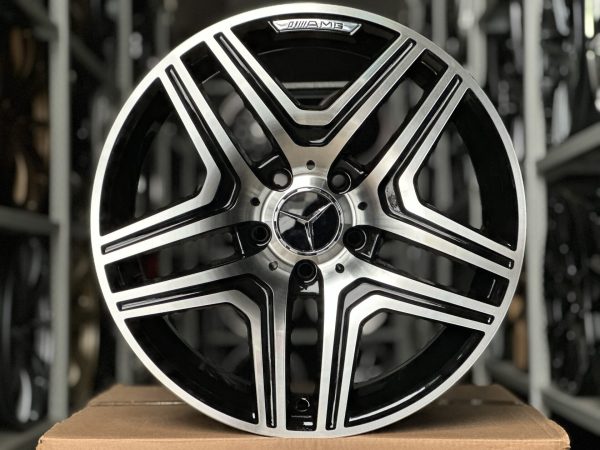 Комплект дисков Ipeople-Wheels ip-1527 r17 8.0j ET+35 5*112