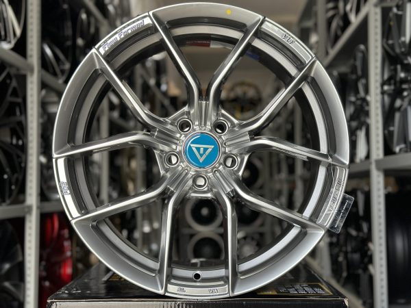 Комплект дисков Wheelegend-ip-1690 VLF-P02 R18 8j et+38 5*112 Hyper Black